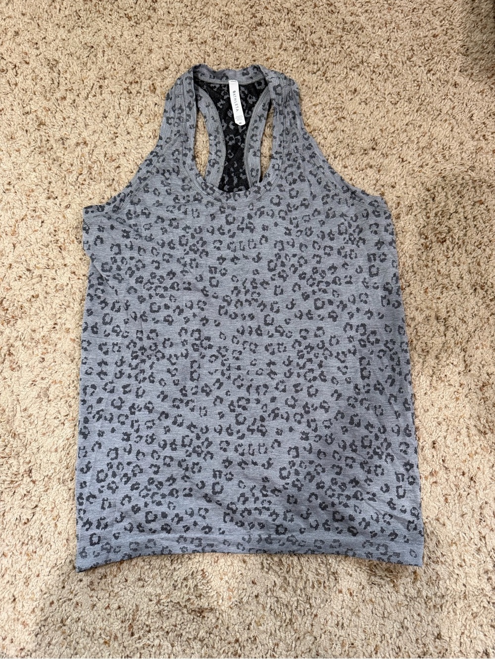 Athleta momentum seamless tank, gray leopard, medium